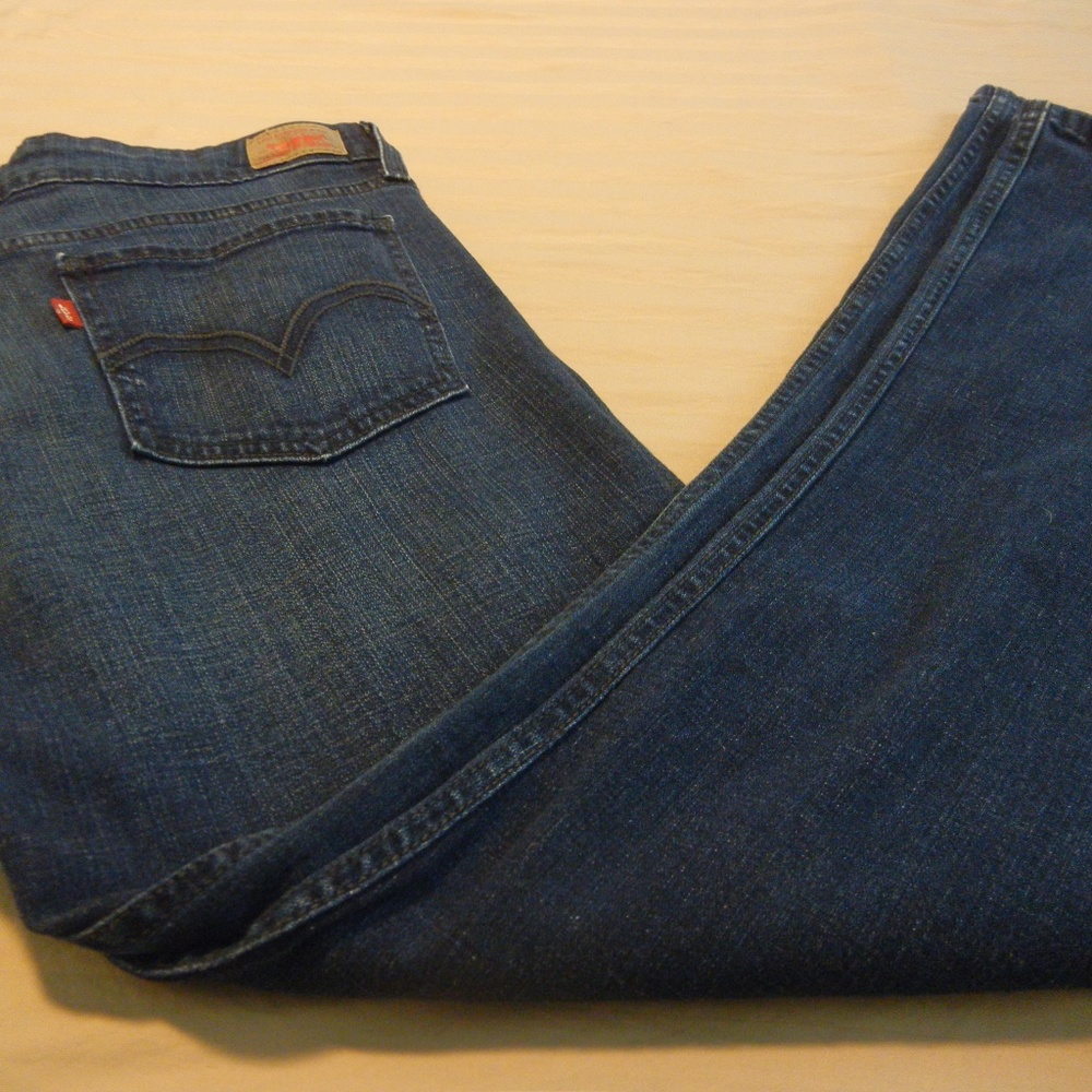 Levis 518 Superlow Women's Medium Wash Boot Cut